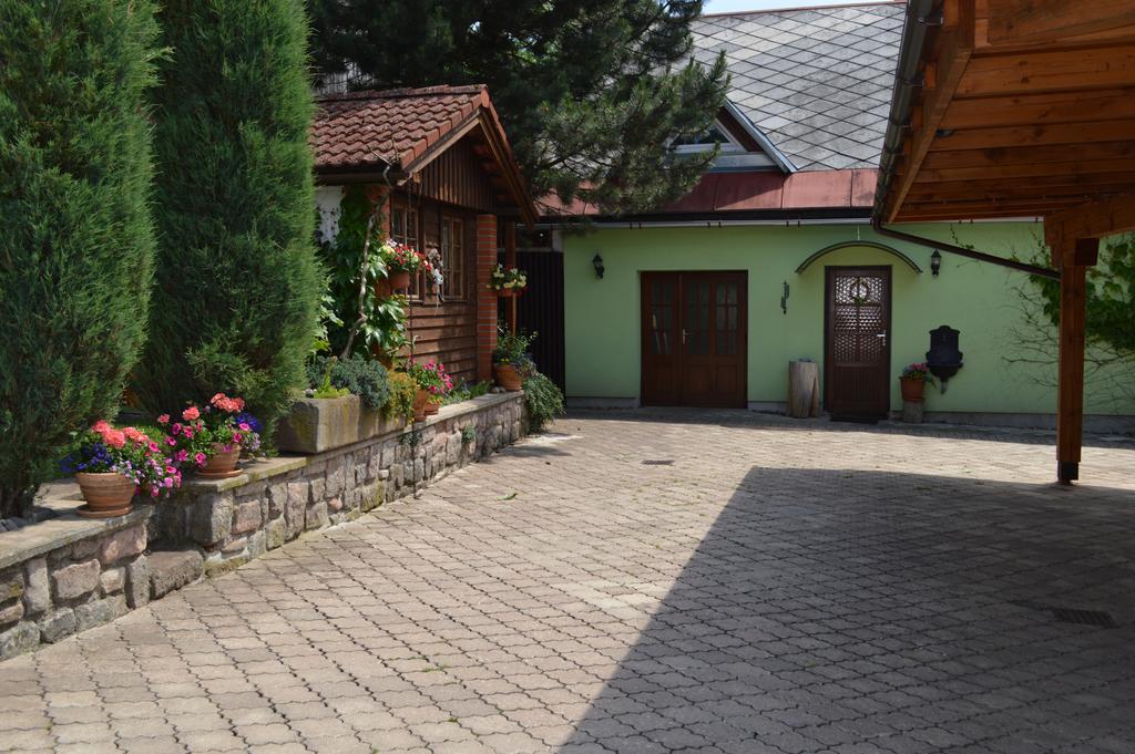 Apartmany Dana Horni Branna Exterior photo